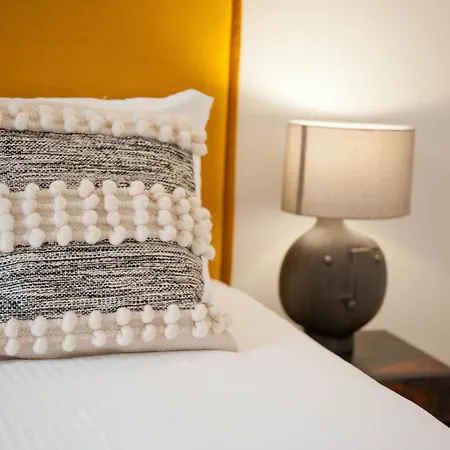 Beautiful Dreamers - At Avenida Cr3d Apartman Lisboa