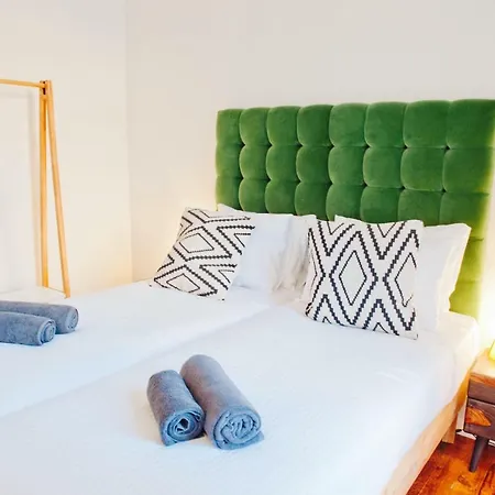 Beautiful Dreamers - At Avenida Cr3d Apartmán